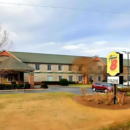 Super 8 By Wyndham Smithfield-Selma-3