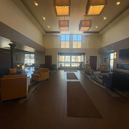 Comfort Suites Near Denver Downtown-3