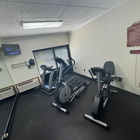 Ramada By Wyndham Newark/Wilmington-3