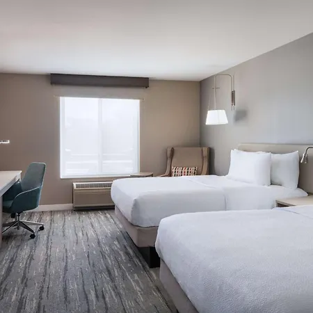 Hilton Garden Inn Saint Charles-2