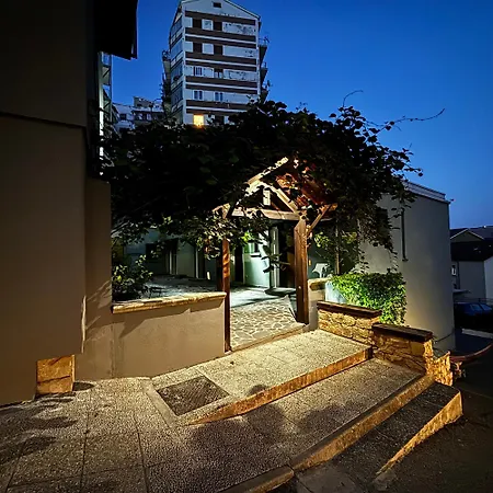 ESSENTIAL HOUSE in Centro Città con Parcheggio Privato e WIFI-3