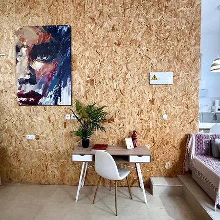 Soho Boho Apartments - With Sunny Rooftop Terrace And Fiber Optic Internet-3