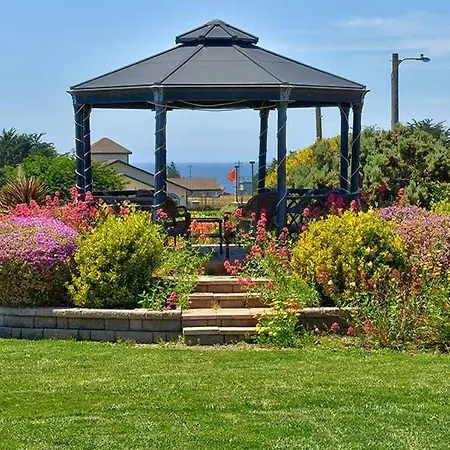 Surf Motel And Gardens-3