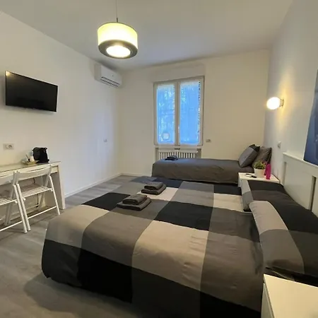Bed&breakfast BBqueen Sandonato Policlinico-2