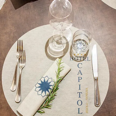 Hotel Capitol-3