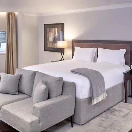 Fraser Suites Queens Gate-3