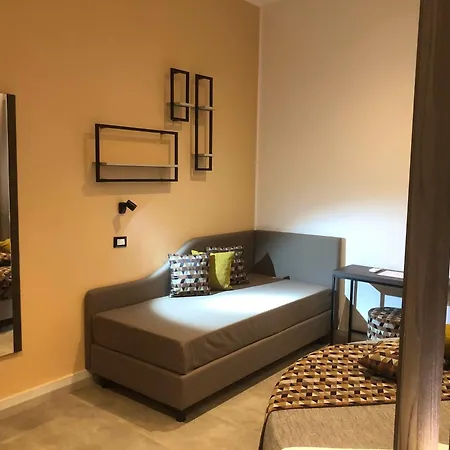 Hotel Tonic-2