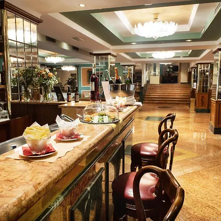 Santa Barbara Hotel-3