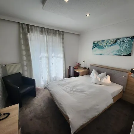 Hotel Almrausch-3