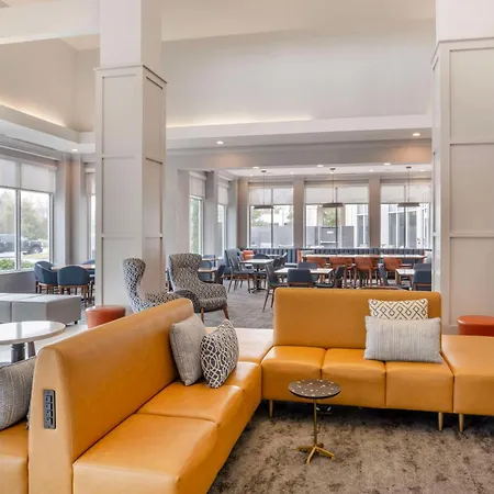 Hilton Garden Inn Charlotte/Concord-3