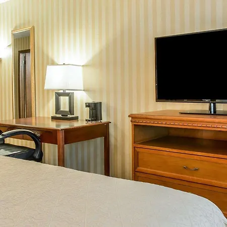 Quality Inn Gaylord-3