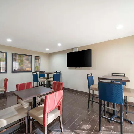 Comfort Suites Red Bluff Near I-5-2
