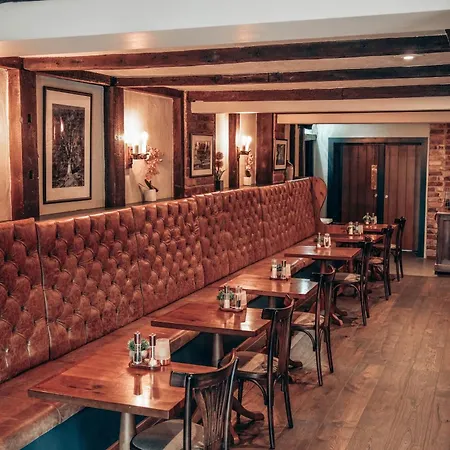 The Thatch Inn-3
