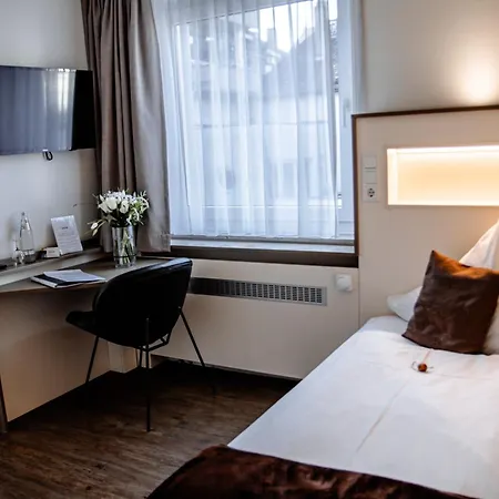 Central Hotel Garni-2