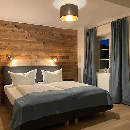 Hotel Freihof am Roland-3