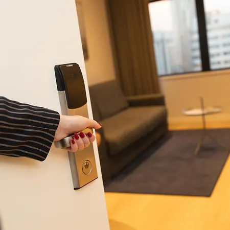 PREMIER SUITES PLUS Rotterdam-2