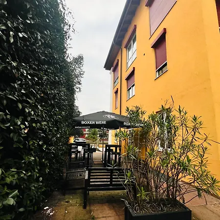Guesthouse University By Lr - Self Check In-3