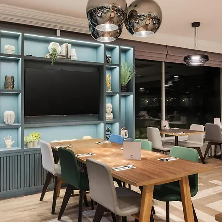 Holiday Inn York By Ihg-3