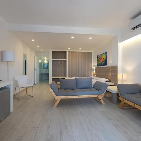 Residence Pietre Bianche ApartHotel-3