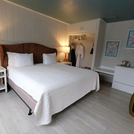 The Islander Inn-3