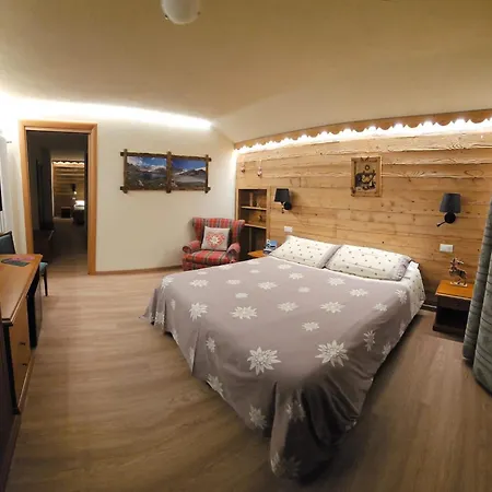 Hotel Edelweiss-3
