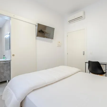 Bf Rooms Almeria Centro-3