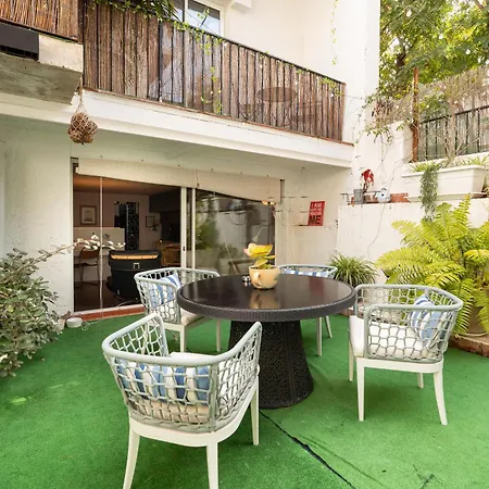 Sitges Beach Hostal-3
