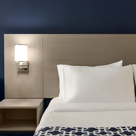 Quality Inn Lake Elsinore I-15-2