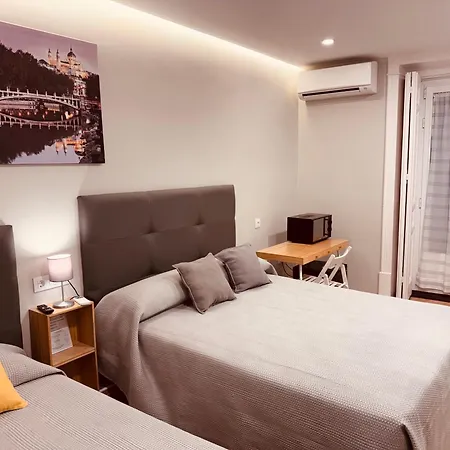 Hostal Patria Madrid-3