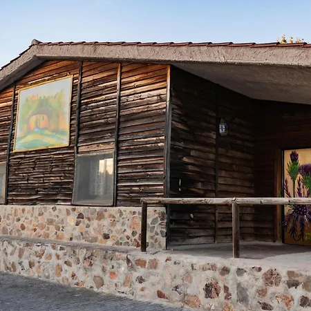 Hostal - Bungalows Camping Cáceres-2