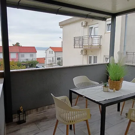 Apartments And Rooms With Parking Space Crikvenica - 12305-3