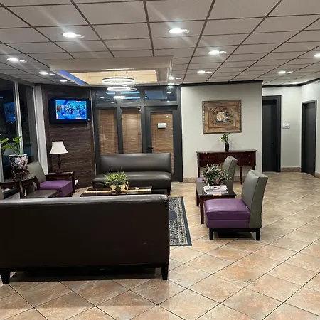 Clarion Inn & Suites Dothan South-3