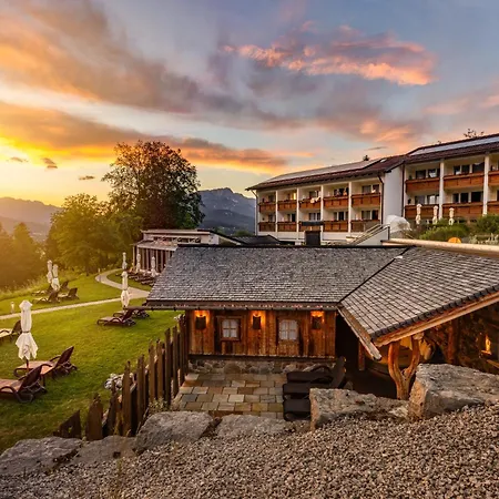 Alm-&Wellnesshotel Alpenhof-2