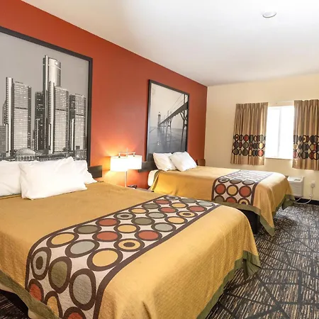 Super 8 By Wyndham Big Rapids-3