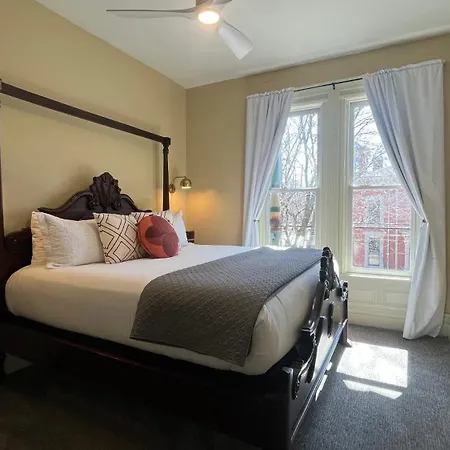 Stone Gables Inn-2