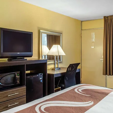 Quality Inn University Area-3