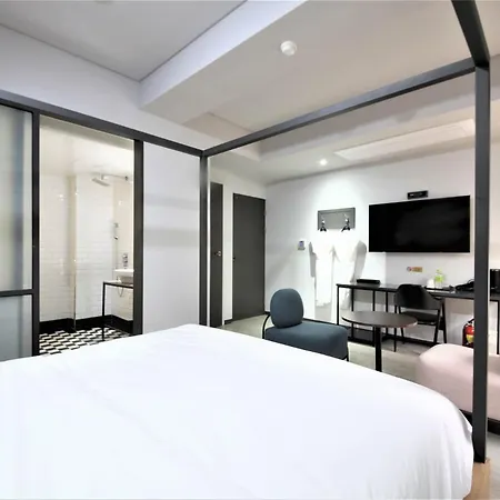 Seomyeon Hound Hotel 1St Street-3