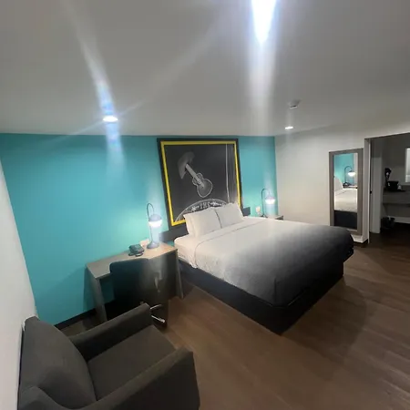 Super 8 By Wyndham Wichita Falls-3