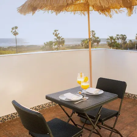 Hotel Playa Conil - Beachfront Studios & Suites-2