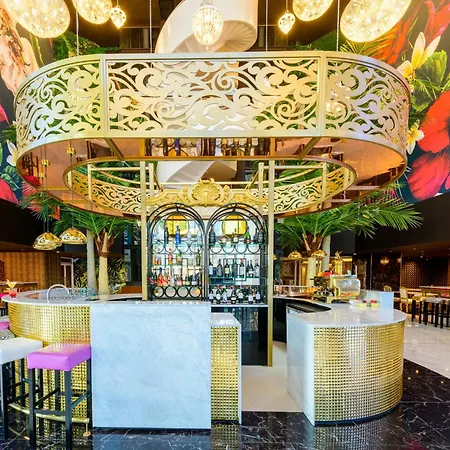 Hotel Sky Sandton-2
