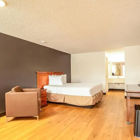 Oyo Hotel Centralia-3