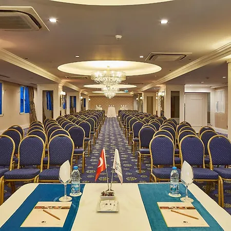 Doubletree By Hilton Izmir - Alsancak-3