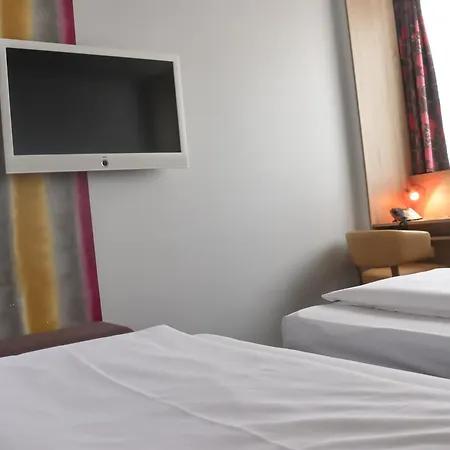 Simm'S Hotel - Cityhotel Next To Metro U3-3