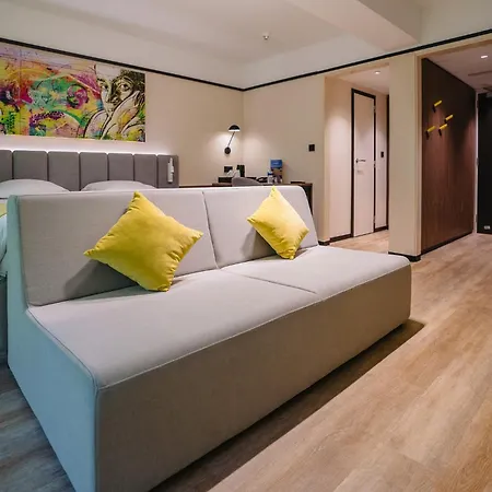 Ostend Hotel-2