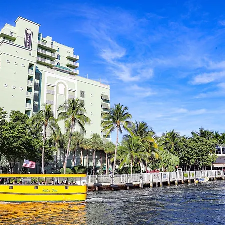 Riverside Hotel-2