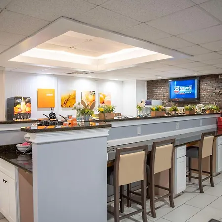 Comfort Inn Hyannis - Cape Cod-3