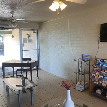 Oyo Hotel Yuma Az Desert Grove-3