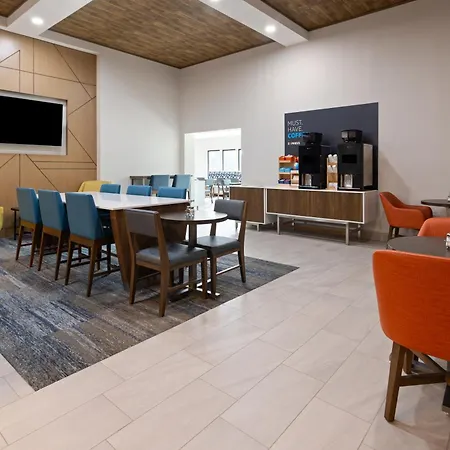 Holiday Inn Express & Suites Leesburg - Historic District By Ihg-3