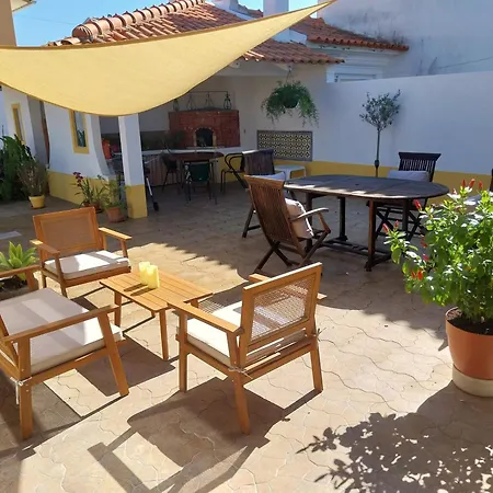 Casa Dos Pingos De Mel-3