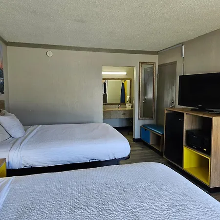 Days Inn By Wyndham Washington-2